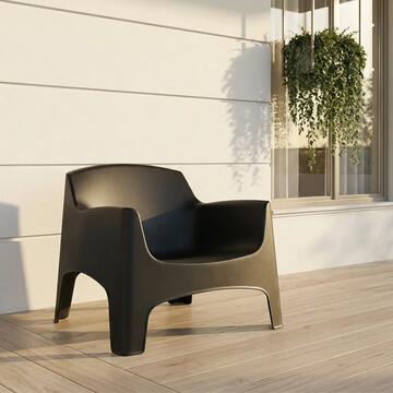 Poltrona da Esterno in Polipropilene Impilabile Grafite con Braccioli Ibiza 79x74 h70 cm